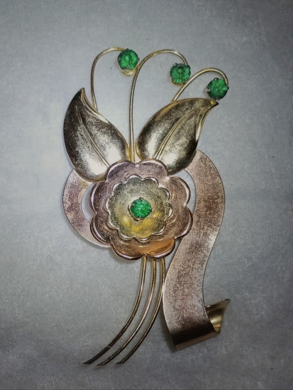Gold Plate Green Rhinestone Flower Brooch